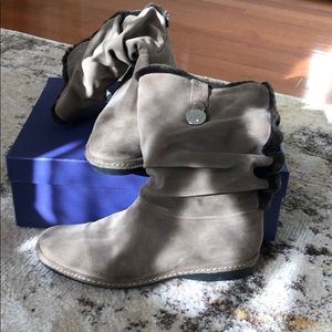 Stuart Weitzman boots, Coinage, Size M 6.5